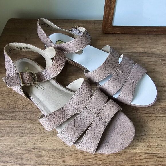 NEW WITHOUT BOX NATURALIZER N5 CONTOUR KAYE LEATHER UPPER BEIGE SANDALS 9.5 - Picture 8 of 13